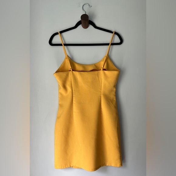 Forever 21 Mini Dress in Yellow, Size Medium - Picture 2 of 4